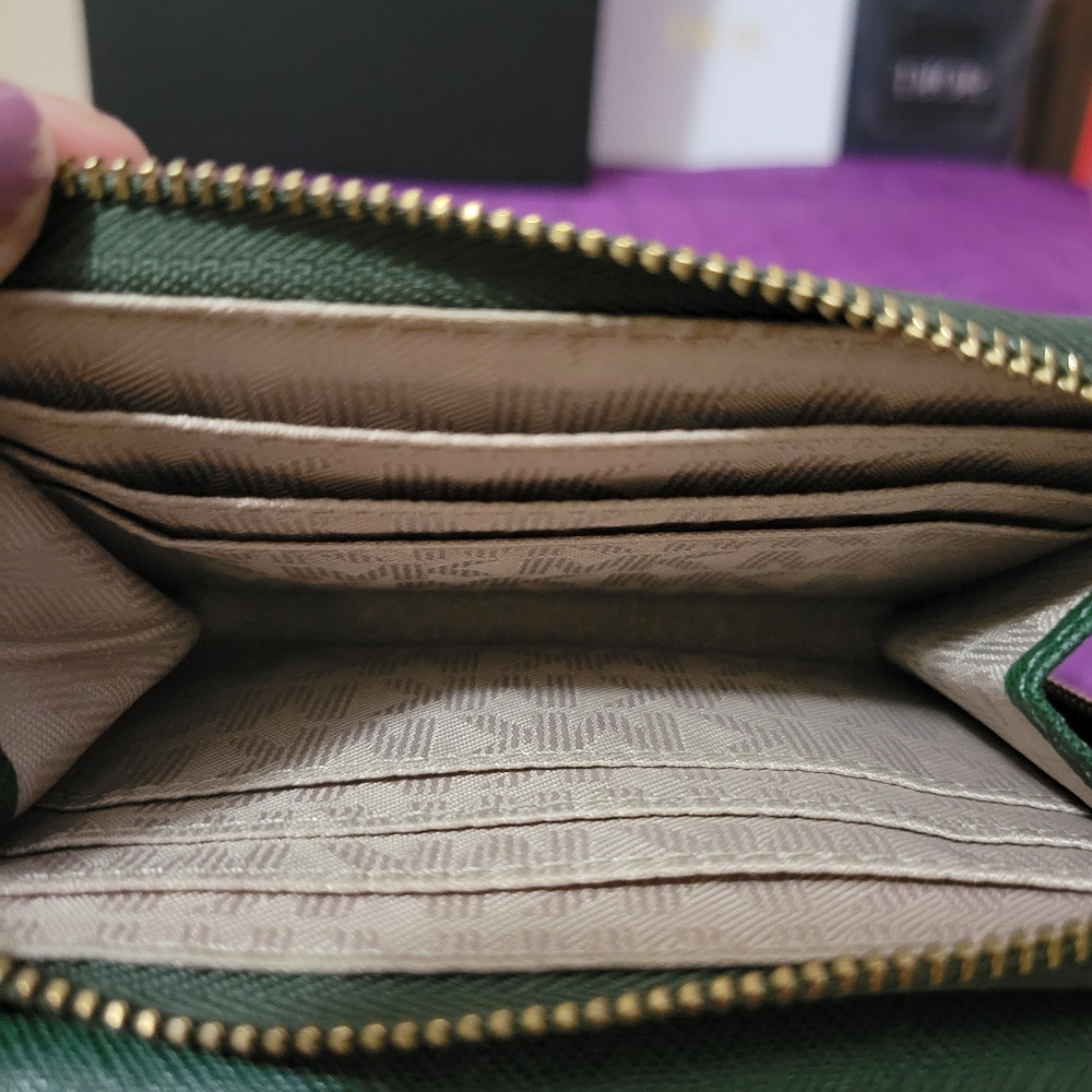 Michael Kors Forest Green Wallet - Picture 8 of 8